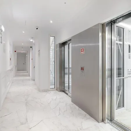 Whome Luxury Downtown In The Heart Of *