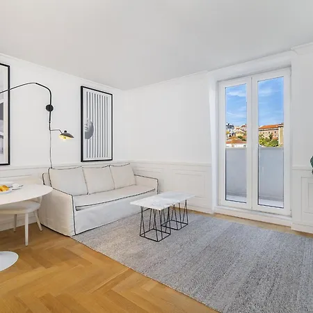 Whome Luxury Downtown In The Heart Of *