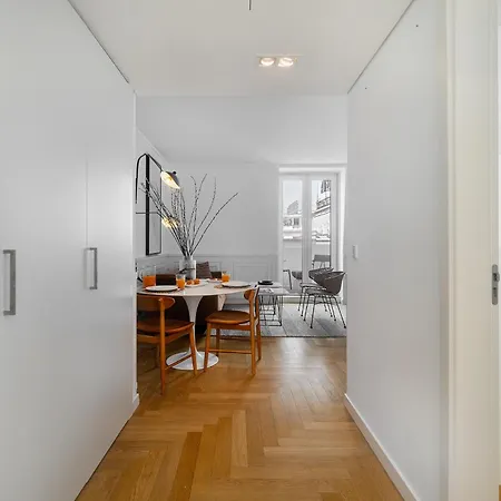 Whome Luxury Downtown In The Heart Of アパート